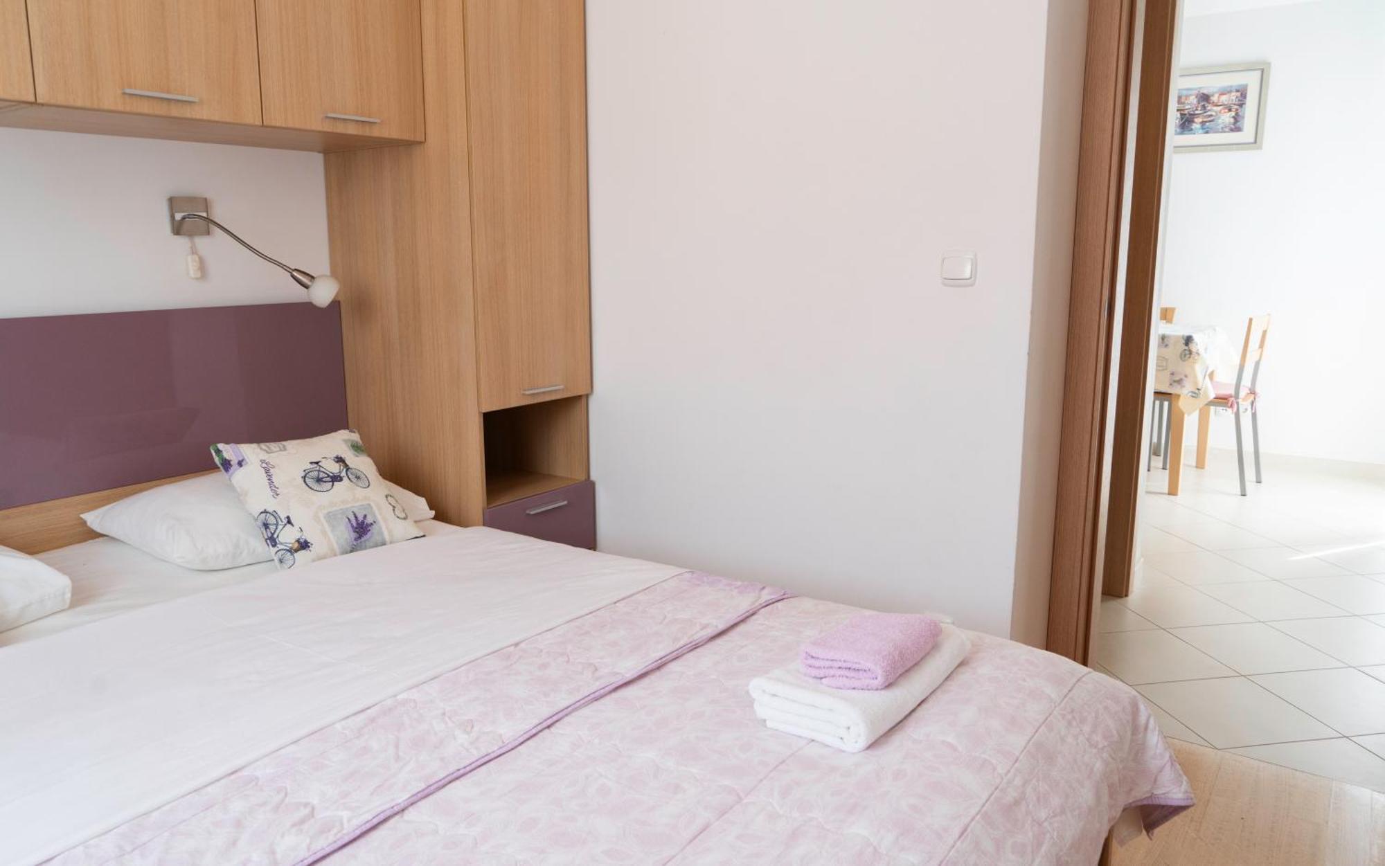 Apartments Lila Cres Pokoj fotografie